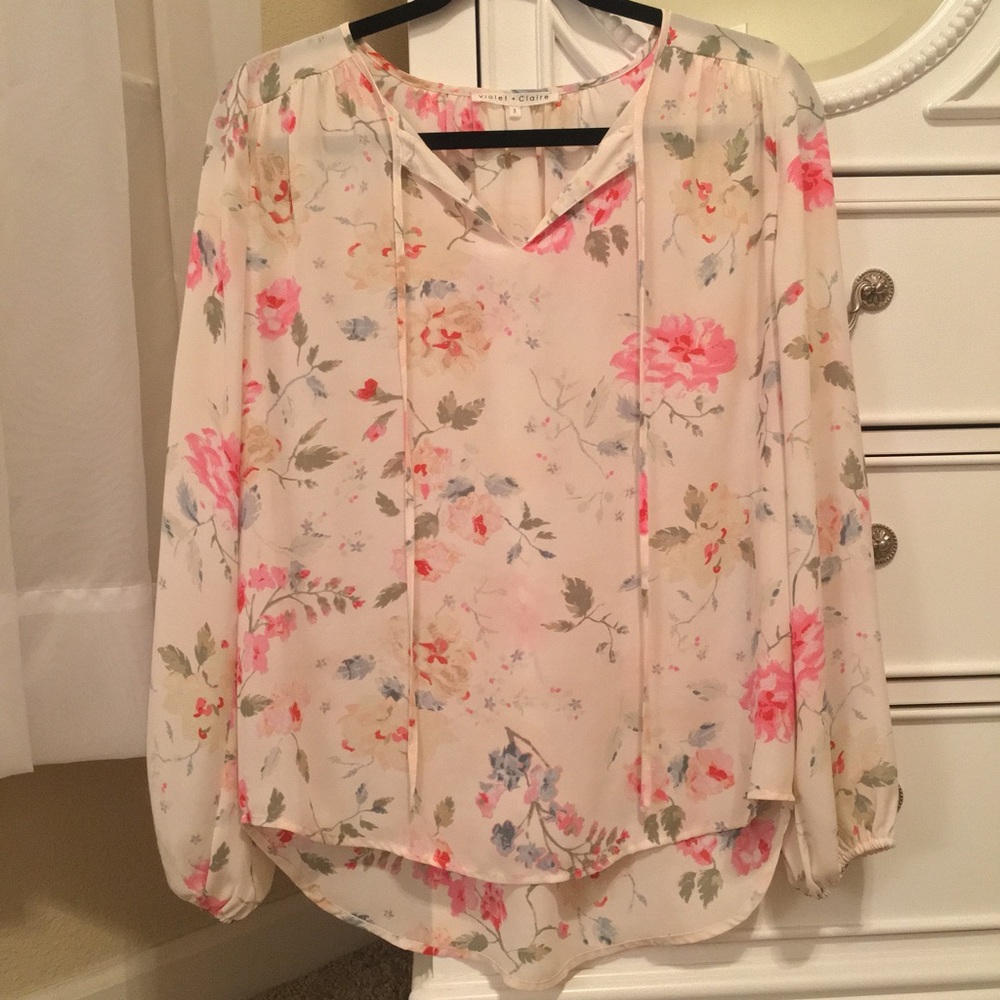 Violet + Claire floral blouse